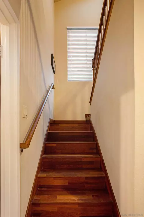 Entry Way - 1751 E Pointe Ave, Carlsbad, CA 92008 photo 1 of 4