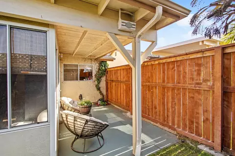 8512 Lake Bluffs Cir, Spring Valley, CA 91977 photo 20