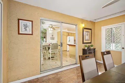 8512 Lake Bluffs Cir, Spring Valley, CA 91977 photo 11