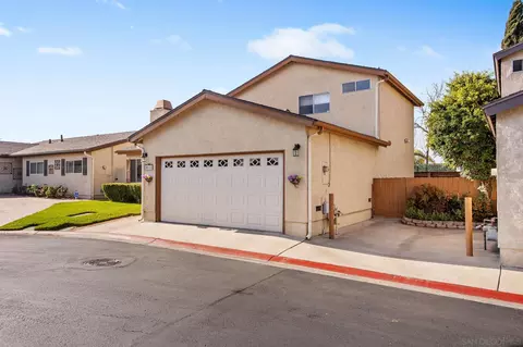 8512 Lake Bluffs Cir, Spring Valley, CA 91977 photo 24