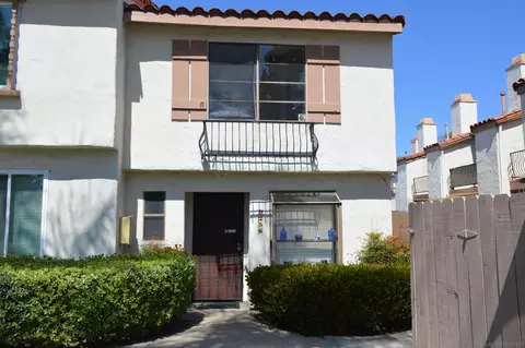 9256 Carlton Oaks Dr #7, Santee, CA 92071