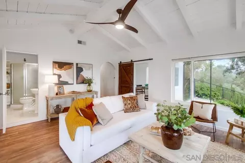 Living - 239 Lilac Dr, El Cajon, CA 92021 photo 4 of 5