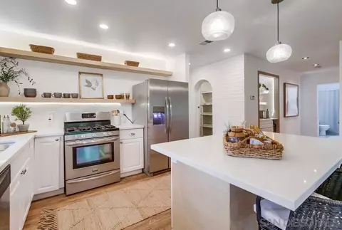 Kitchen - 239 Lilac Dr, El Cajon, CA 92021 photo 5 of 9