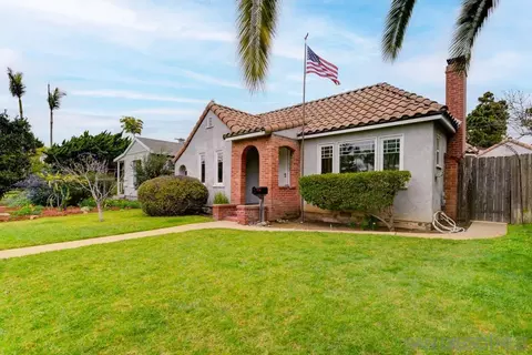 422 S Ditmar St, Oceanside, CA 92054
