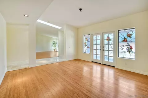 Living - 13145 Silver Saddle Ln, Poway, CA 92064 photo 5 of 8