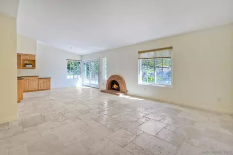 Living - 13145 Silver Saddle Ln, Poway, CA 92064 photo 8 of 8