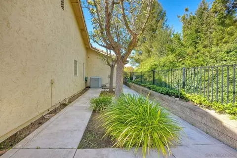 Exterior - 13145 Silver Saddle Ln, Poway, CA 92064 photo 10 of 14