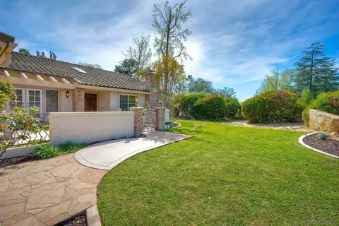 Exterior - 13145 Silver Saddle Ln, Poway, CA 92064 photo 3 of 14