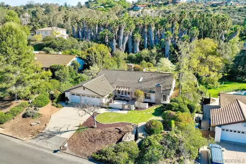 View/Area - 13145 Silver Saddle Ln, Poway, CA 92064 photo 3 of 10