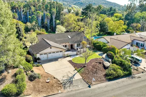 View/Area - 13145 Silver Saddle Ln, Poway, CA 92064 photo 2 of 10