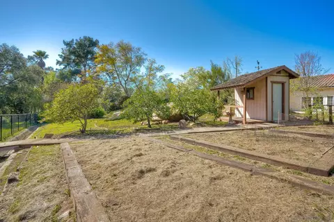 Exterior - 13145 Silver Saddle Ln, Poway, CA 92064 photo 7 of 14