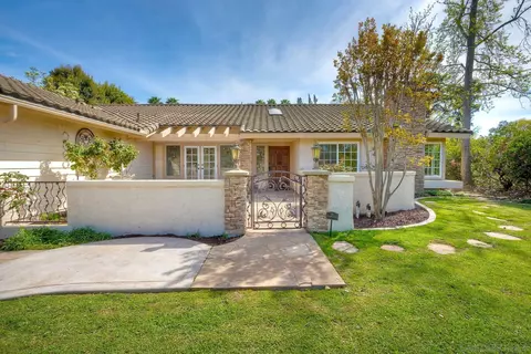 Exterior - 13145 Silver Saddle Ln, Poway, CA 92064 photo 2 of 14