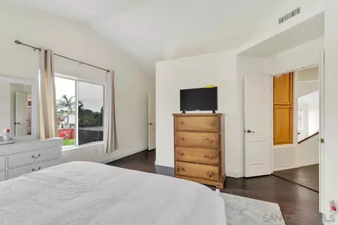 Bedroom - 53 Avenida Descanso, Oceanside, CA 92057 photo 5 of 8