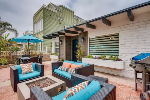 822 Capistrano Pl, San Diego, CA 92109