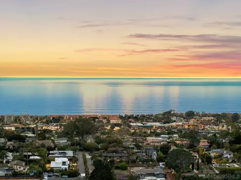 768 Sonrisa St, Solana Beach, CA 92075 photo 5