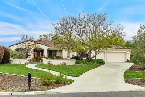 3146 Larkwood Ct, Fallbrook, CA 92028