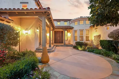1612 Aryana Dr, Encinitas, CA 92024