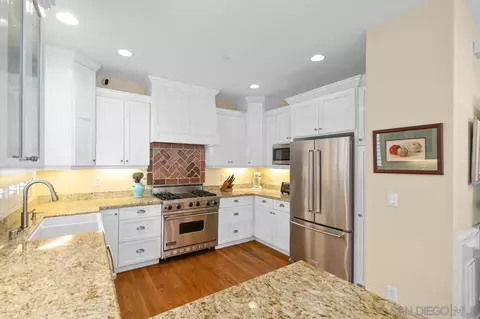 856 E Ave # 1, Coronado, CA 92118 photo 16