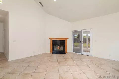 Living - 13222 Whitewater Dr, Poway, CA 92064 photo 5 of 6
