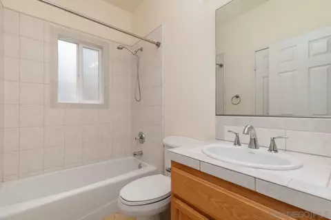 Bath - 13222 Whitewater Dr, Poway, CA 92064 photo 2 of 2