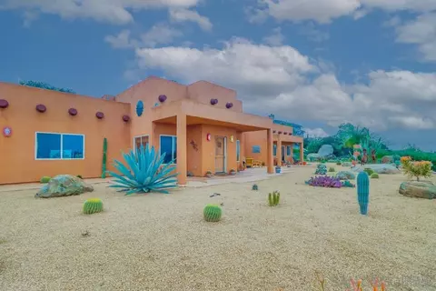12448 Yerba Valle Rd, Lakeside, CA 92040