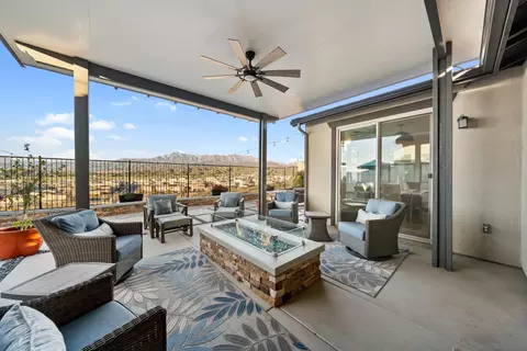 1358 Chestnut Rd, Calimesa, CA 92320 photo 2