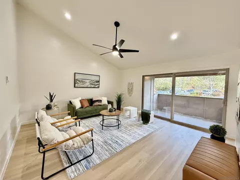 5493 Adobe Falls Rd #12, San Diego, CA 92120