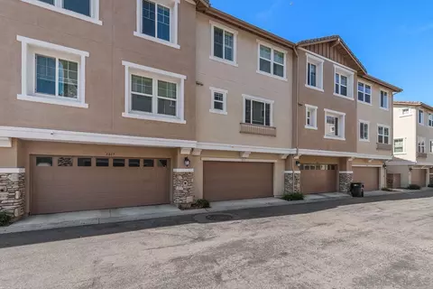 Exterior - 3015 Cole Grade Dr, Santee, CA 92071 photo 6 of 7