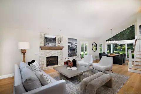 1229 Swallowtail Ct, Encinitas, CA 92024 photo 3