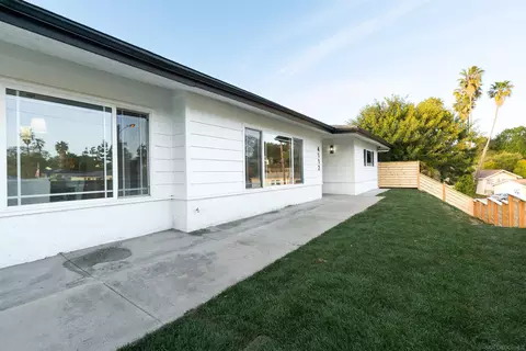 Exterior - 4112 Lois St, La Mesa, CA 91941 photo 3 of 8