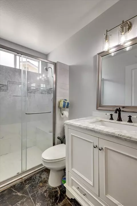 Bath - 3956 San Pablo Ave, Oceanside, CA 92057 photo 2 of 4