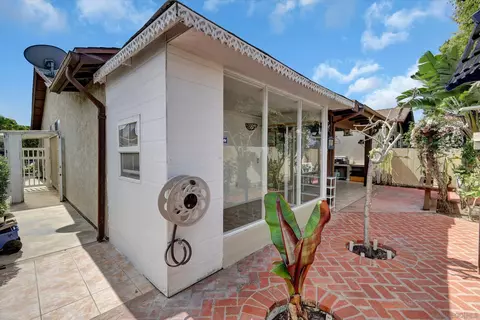 Exterior - 3956 San Pablo Ave, Oceanside, CA 92057 photo 7 of 9