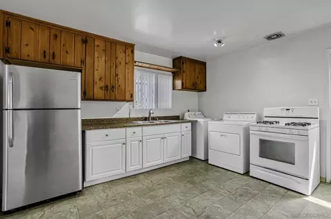 Kitchen - 2018-2020 Glasgow Ave, Cardiff, CA 92007 photo 1 of 4