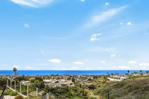 5406 Caminito Bayo, La Jolla, CA 92037