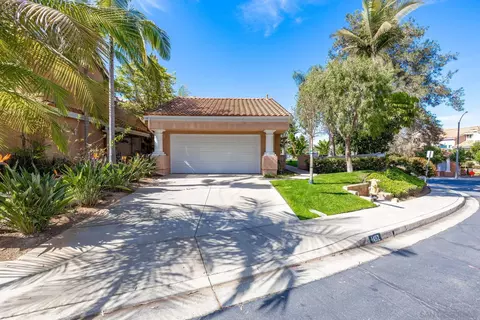 1452 Countryview Ln, Vista, CA 92081