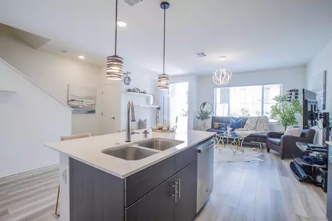 Kitchen - 356 Sweet Pl, Fallbrook, CA 92028 photo 1 of 5