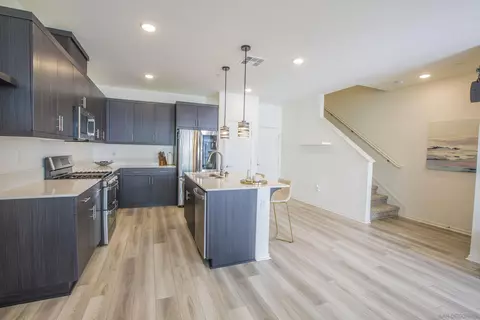 Kitchen - 356 Sweet Pl, Fallbrook, CA 92028 photo 2 of 5