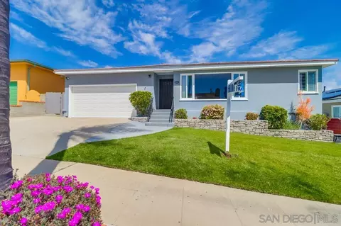 3852 Milan St, San Diego, CA 92107