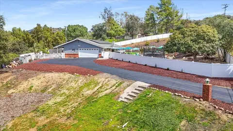 318 Galloway Valley Rd, Alpine, CA 91901 photo 3