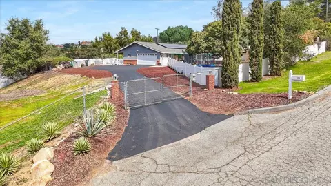 318 Galloway Valley Rd, Alpine, CA 91901 photo 2