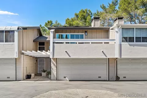 2874 Luciernaga St, Carlsbad, CA 92009