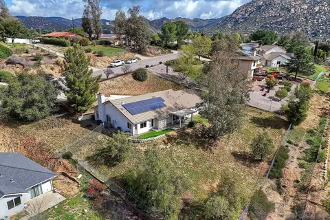 24729 Pappas Rd, Ramona, CA 92065