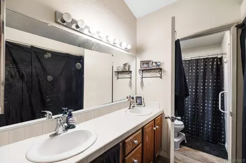 Bath - 31297 Huron St, Temecula, CA 92592 photo 1 of 2