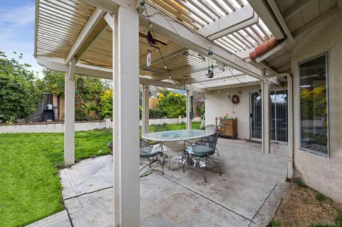Exterior - 31297 Huron St, Temecula, CA 92592 photo 2 of 11