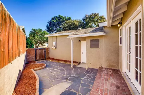 Exterior - 4444 68th St, La Mesa, CA 91942 photo 7 of 10