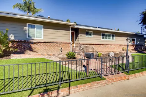 Exterior - 4444 68th St, La Mesa, CA 91942 photo 2 of 10