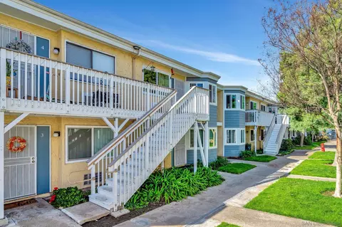 12616 Lakeshore Dr #6, Lakeside, CA 92040