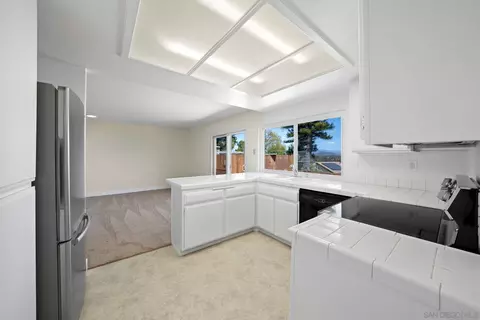 11004 Del Rio Rd, Spring Valley, CA 91978 photo 12