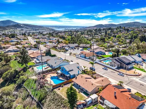 11004 Del Rio Rd, Spring Valley, CA 91978 photo 49