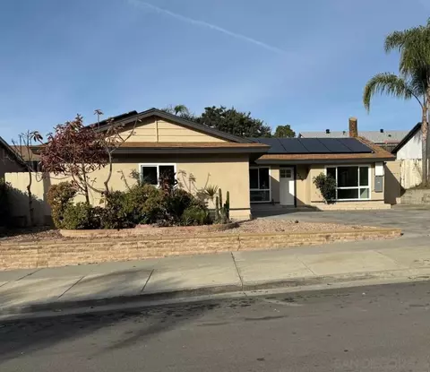 2729 Harriet St, Oceanside, CA 92056